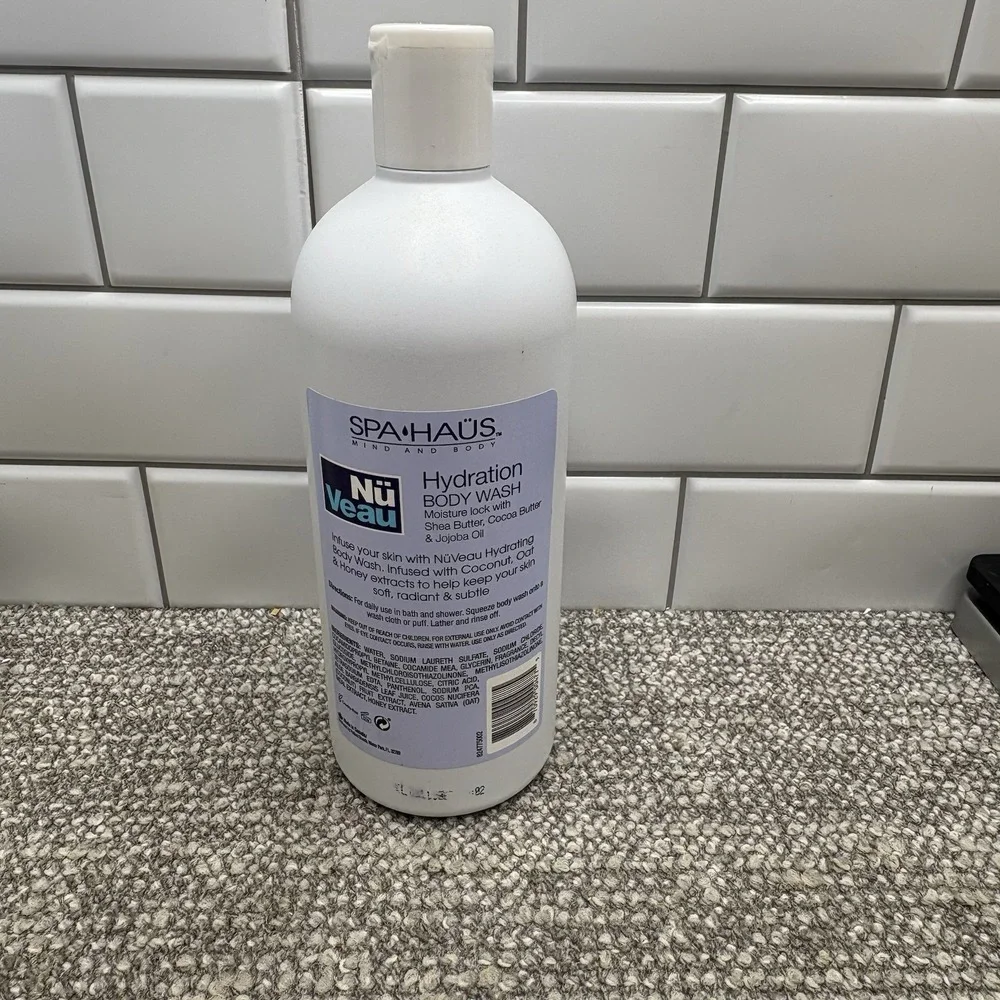 Spa Haus Nu Veau Hydration Body Wash 32 oz. Bottle‎ New